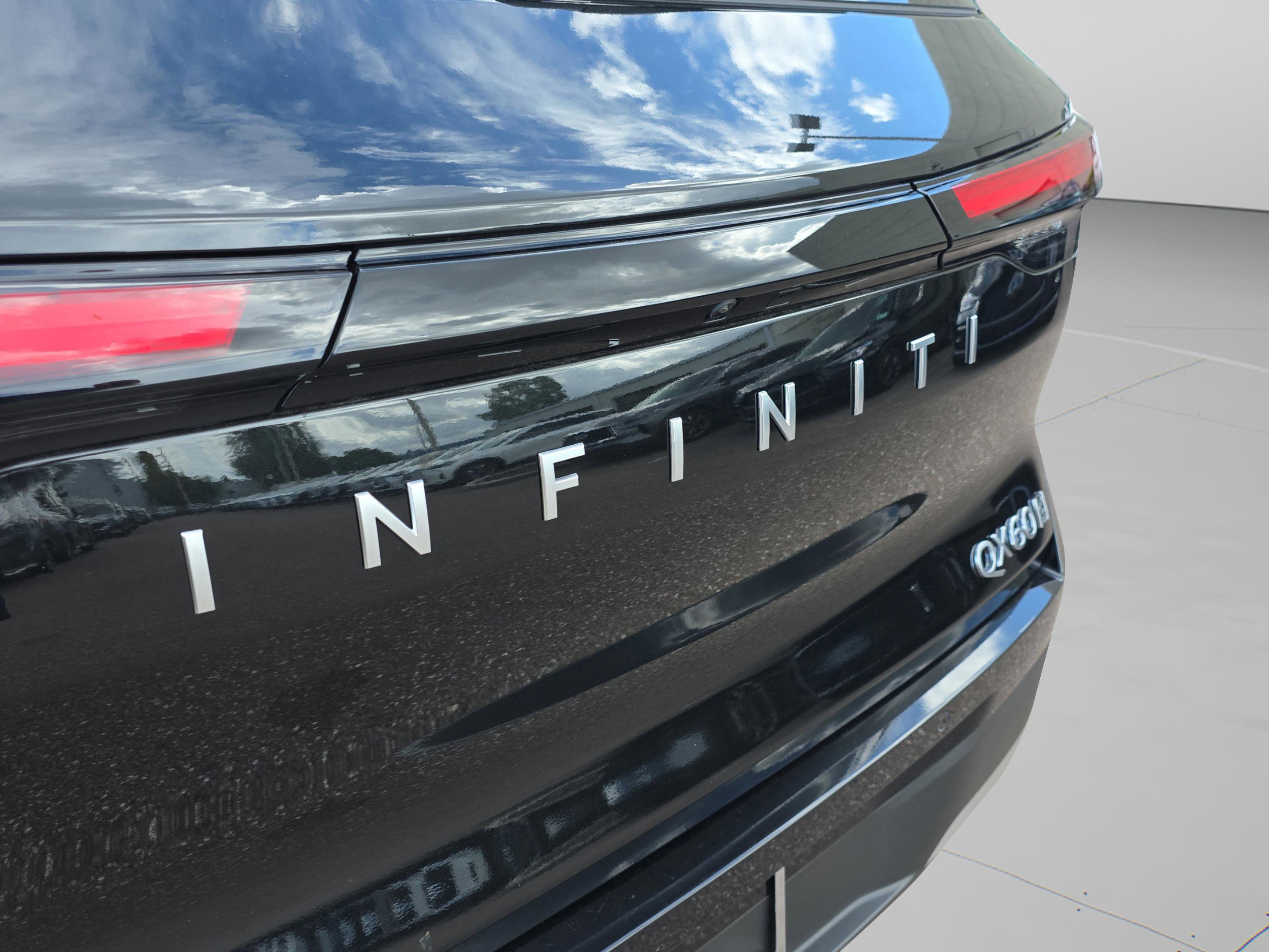 Used 2026 INFINITI QX60 Luxe w/ Cargo Package AWD/4WD image 30