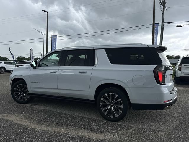 Certified 2026 Chevrolet Suburban High Country AWD/4WD image 15