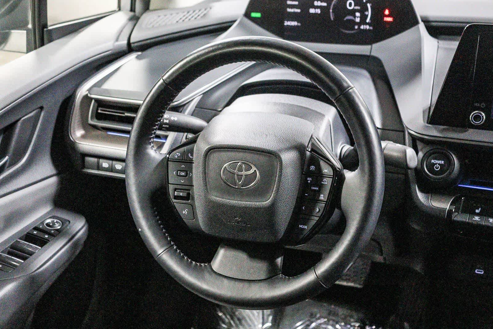 Certified 2023 Toyota Prius XLE FWD image 16