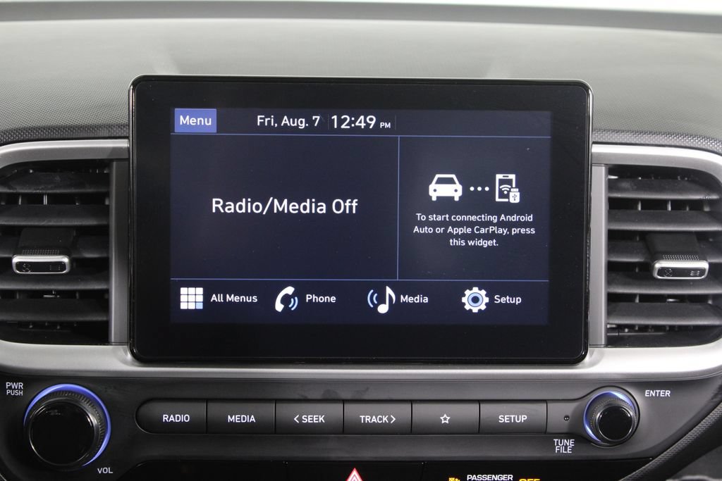 Certified 2026 Hyundai Venue SEL FWD image 9