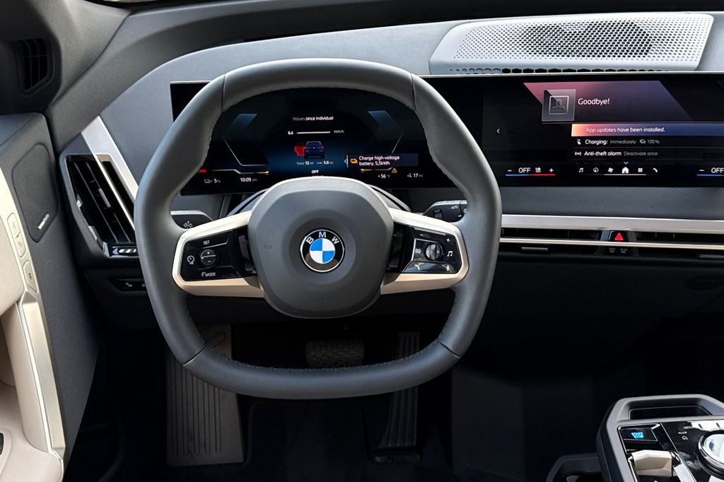New 2026 BMW iX xDrive60 AWD/4WD image 15