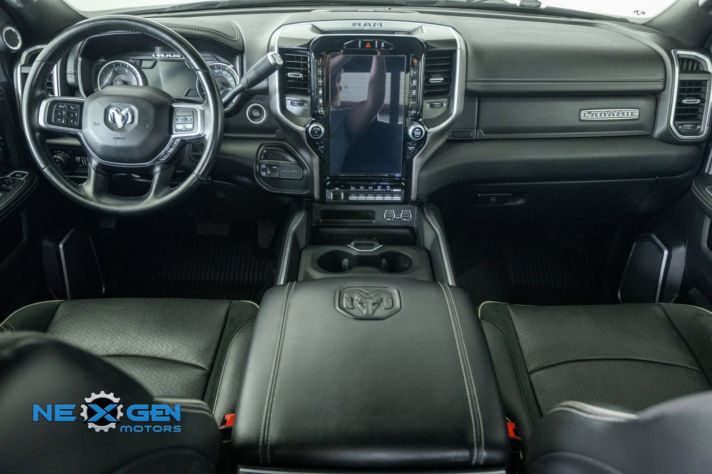 Used 2021 RAM 3500 Laramie AWD/4WD image 34