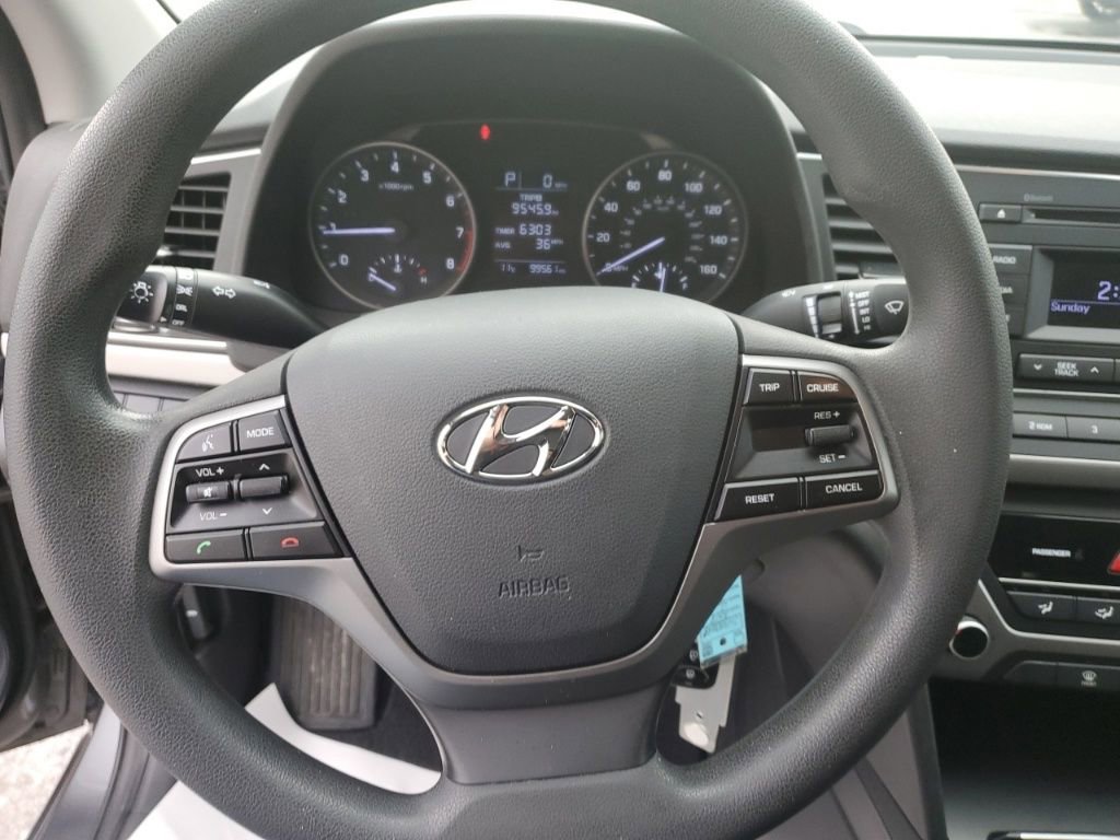 Used 2018 Hyundai Elantra SE image 15