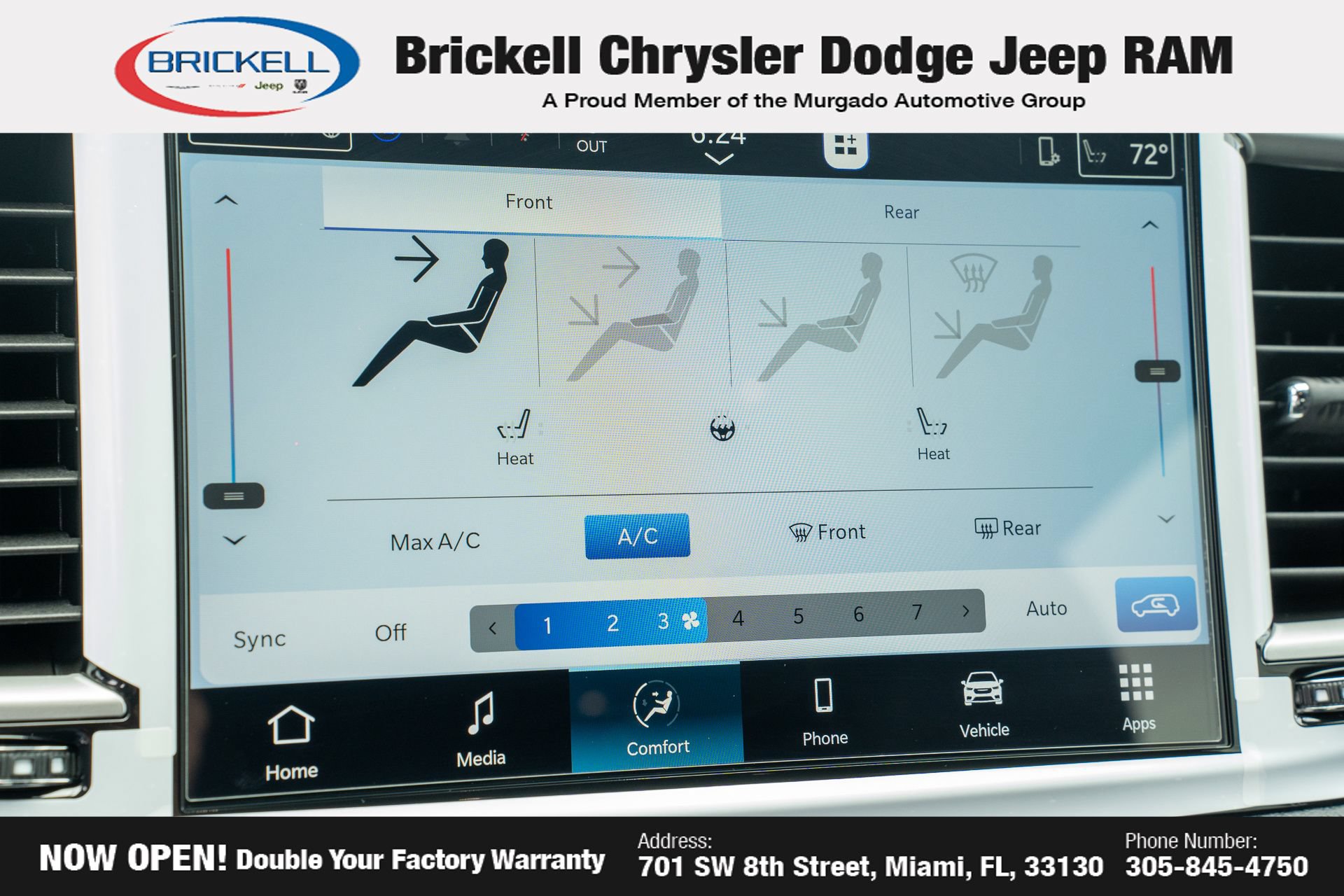 New 2027 Chrysler Pacifica Select FWD image 34