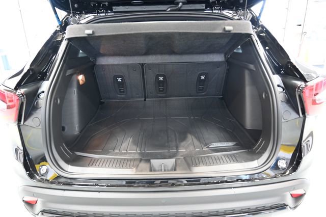 New 2026 Chevrolet Trax RS w/ Driver Confidence Package image 27