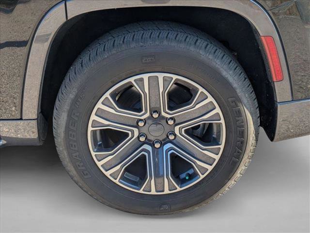 Used 2022 Jeep Wagoneer Series III image 25