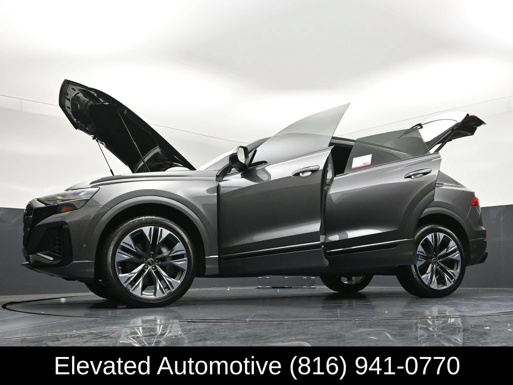 Used 2025 Audi Q8 Premium Plus AWD/4WD image 39