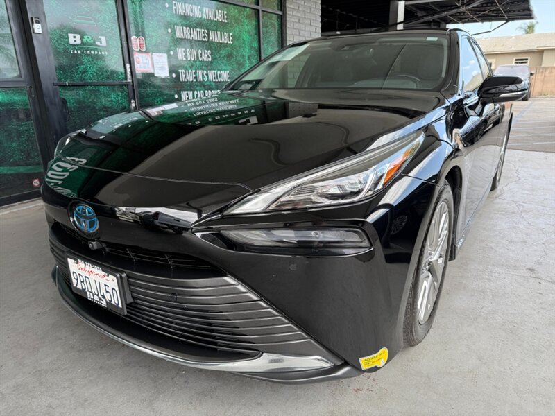Used 2022 Toyota Mirai w/ Advanced Technology Package RWD image 4