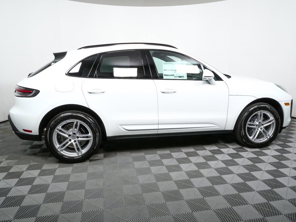 New 2026 Porsche Macan image 29
