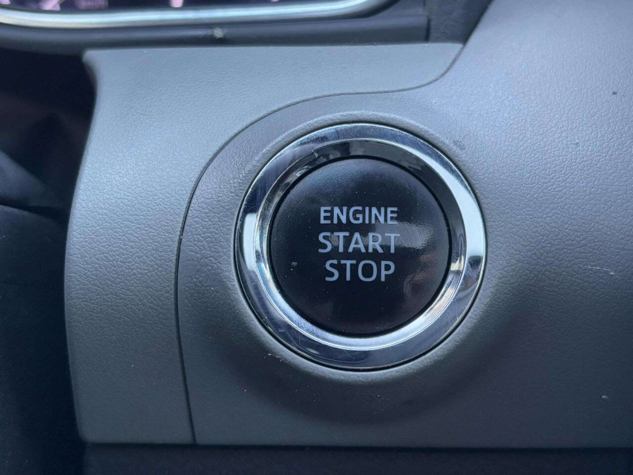 Used 2019 Toyota Avalon Touring w/ Advanced Safety Package image 34