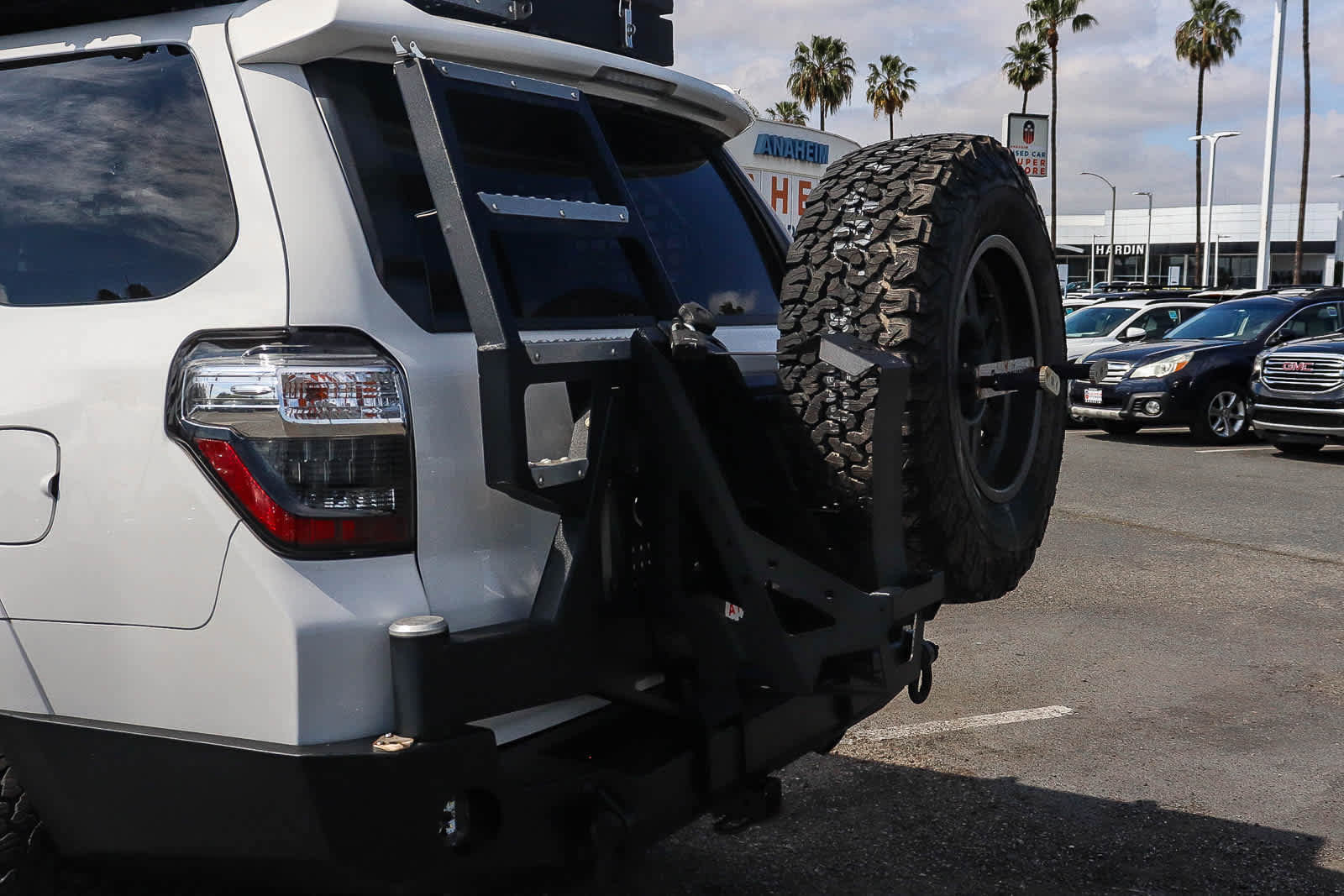 Used 2019 Toyota 4Runner TRD Off-Road Premium AWD/4WD image 10