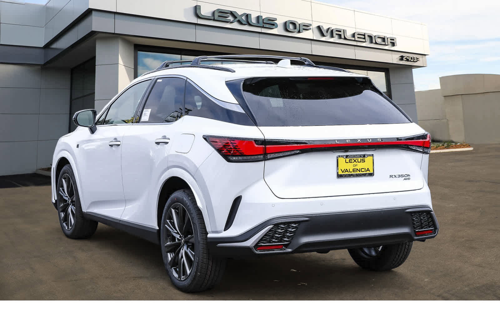New 2025 Lexus RX 350h image 2