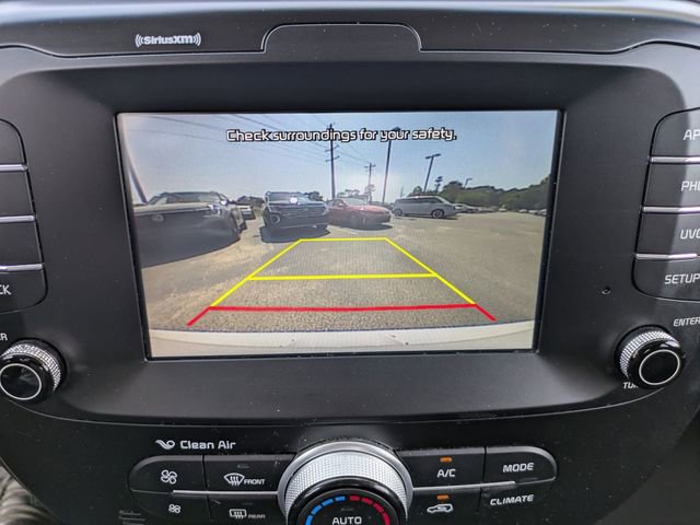 Used 2018 Kia Soul + FWD image 21