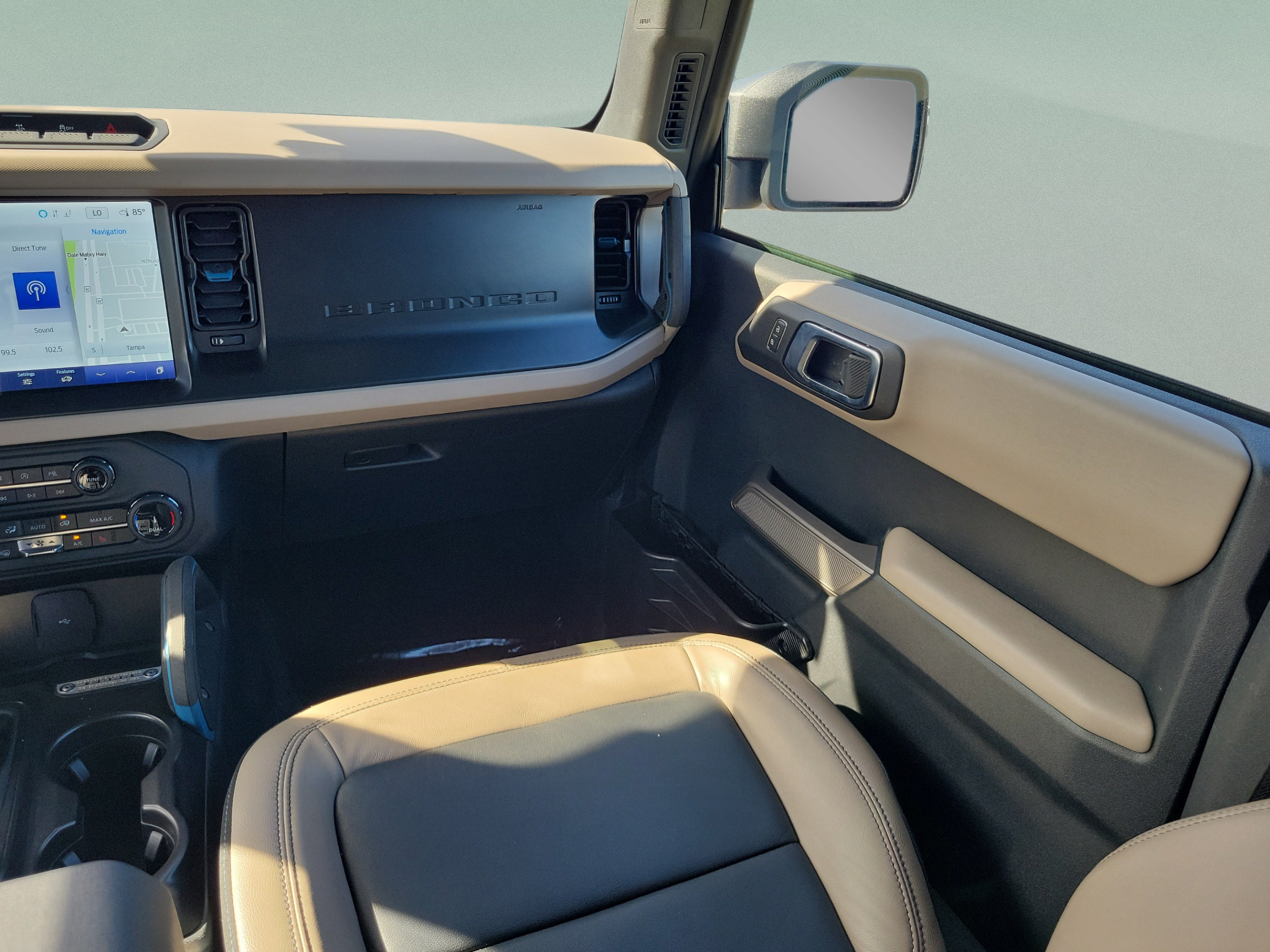 Used 2022 Ford Bronco Wildtrak AWD/4WD image 12