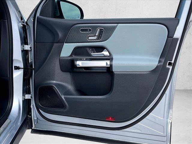 Used 2026 Mercedes-Benz GLB 250 image 19