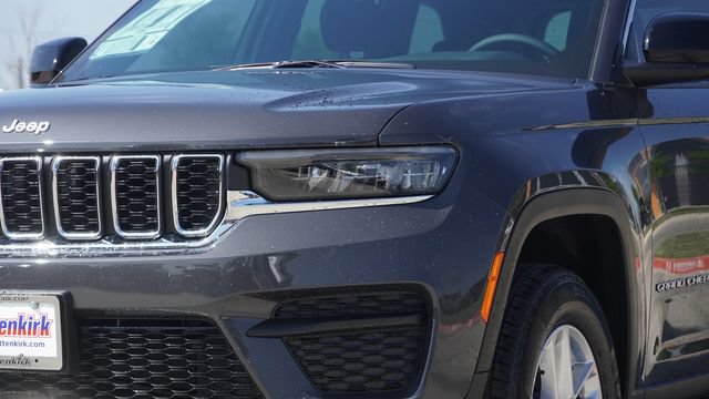 New 2026 Jeep Grand Cherokee Laredo X RWD image 4