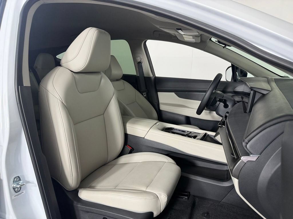 Used 2025 Nissan Murano SV AWD/4WD image 34