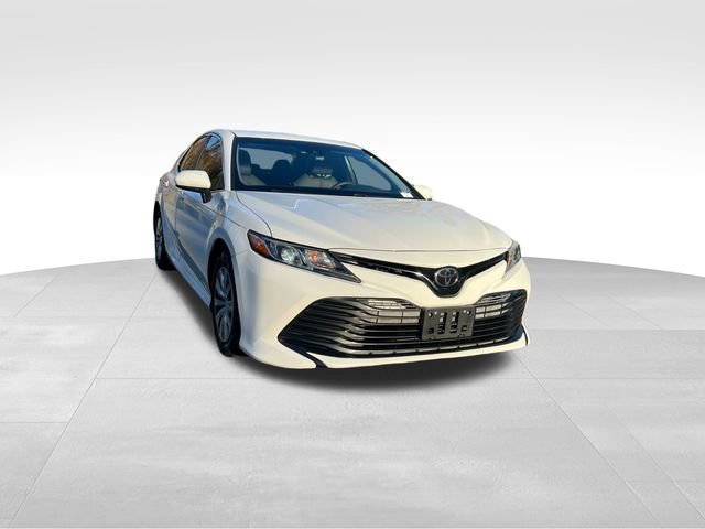 Used 2018 Toyota Camry L image 7