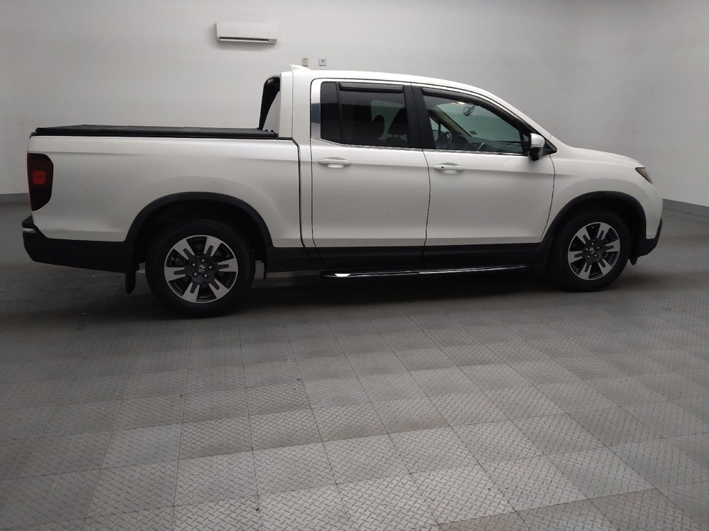 Used 2017 Honda Ridgeline RTL-T image 10