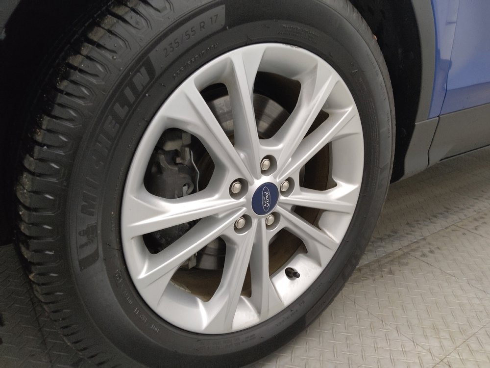 Used 2019 Ford Escape SEL image 31