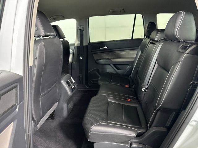 Used 2023 Volkswagen Atlas SE image 24