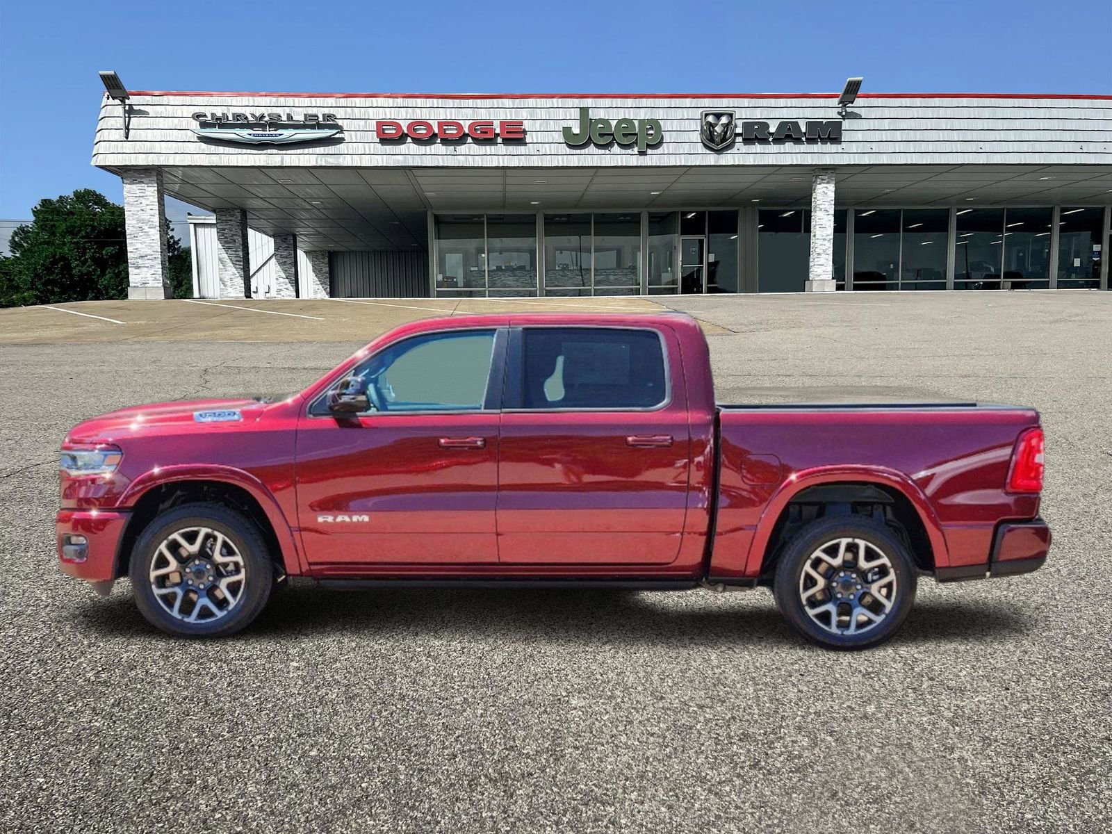 New 2025 RAM 1500 Laramie w/ Laramie Southwest Edition image 3