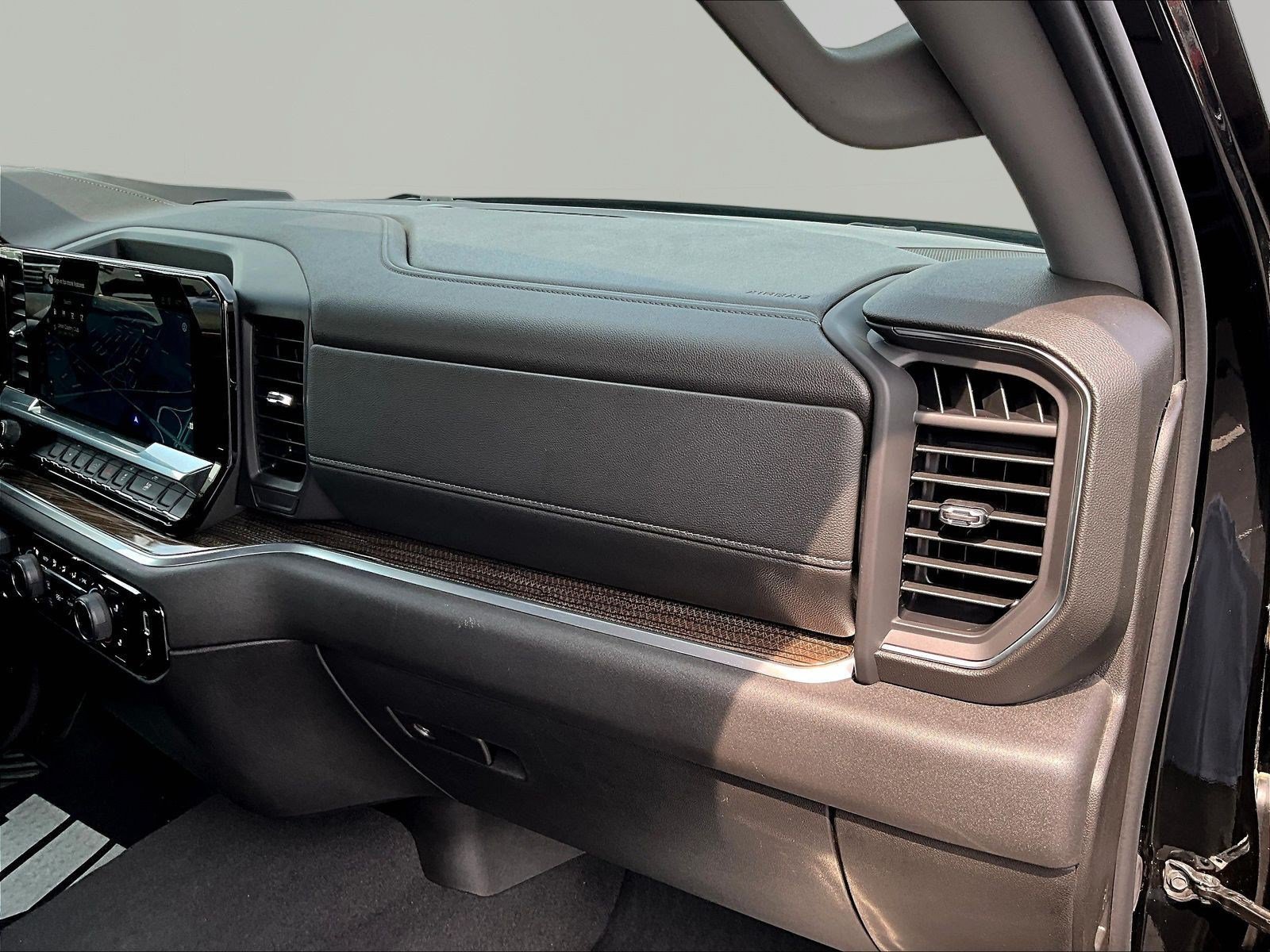 Used 2026 Chevrolet Silverado 1500 LT AWD/4WD image 26