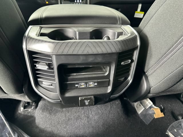 New 2026 RAM 1500 Big Horn AWD/4WD image 17