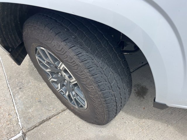 Used 2024 Chevrolet Colorado Z71 w/ Advanced Trailering Package image 33