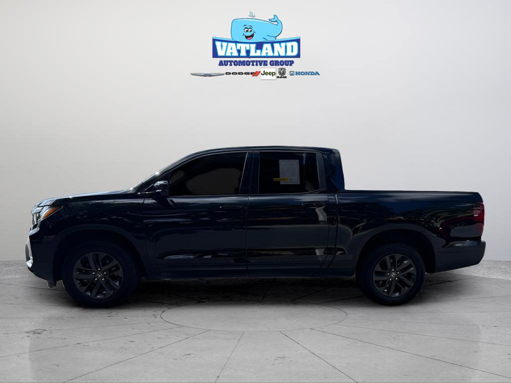 Used 2025 Honda Ridgeline Sport image 2