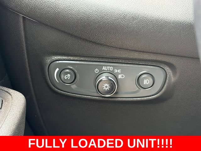Used 2020 Chevrolet Equinox Premier AWD/4WD image 19