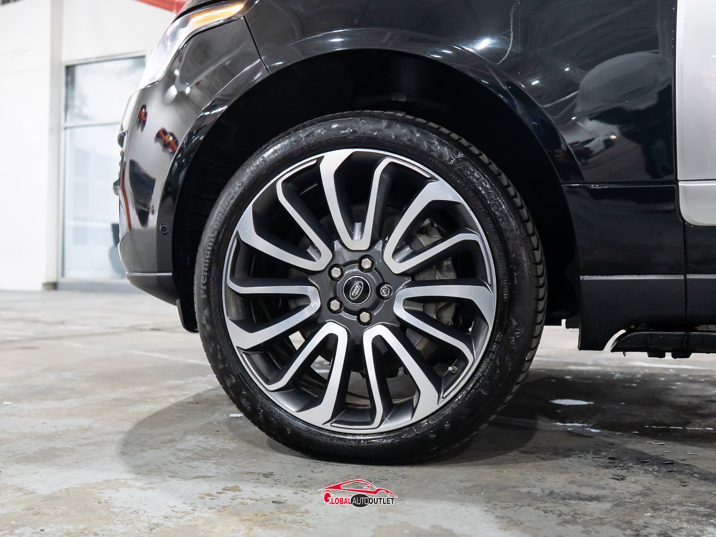Used 2016 Land Rover Range Rover Autobiography image 10