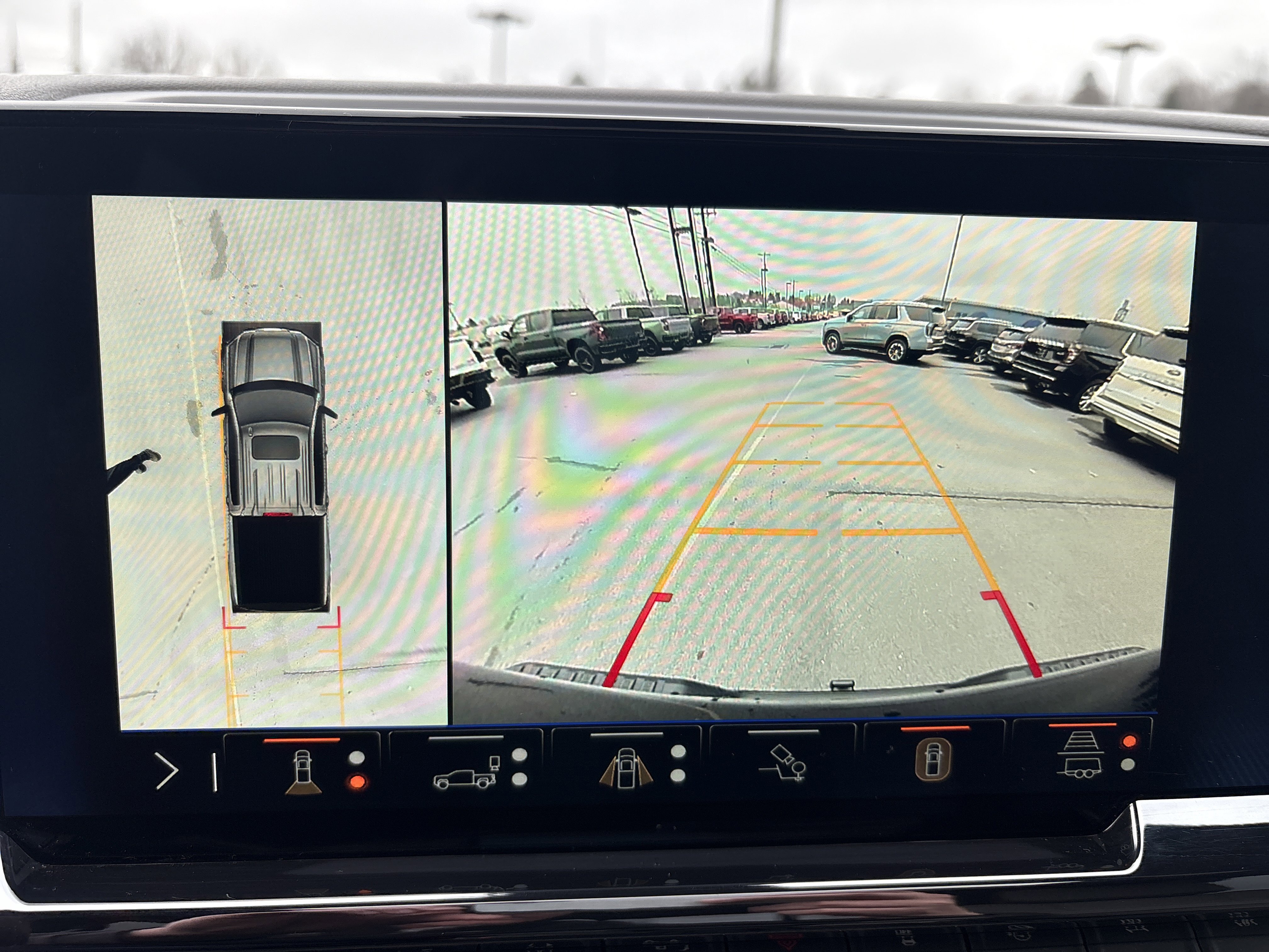 Used 2025 Chevrolet Silverado 1500 ZR2 w/ Technology Package image 26