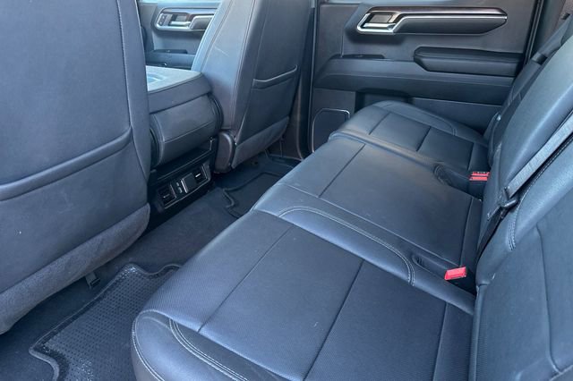 Used 2024 GMC Sierra 1500 SLT AWD/4WD image 13
