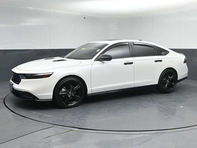 Used 2025 Honda Accord Sport image 4