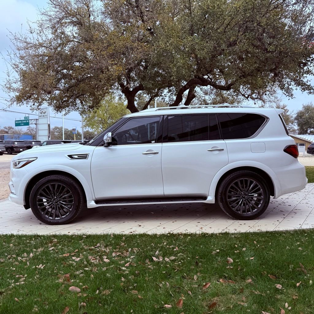 Used 2023 INFINITI QX80 Sensory w/ Cargo Package image 9