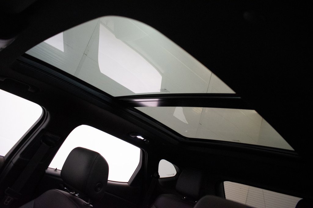 Used 2021 Chevrolet Blazer RS w/ Enhanced Convenience Package image 21