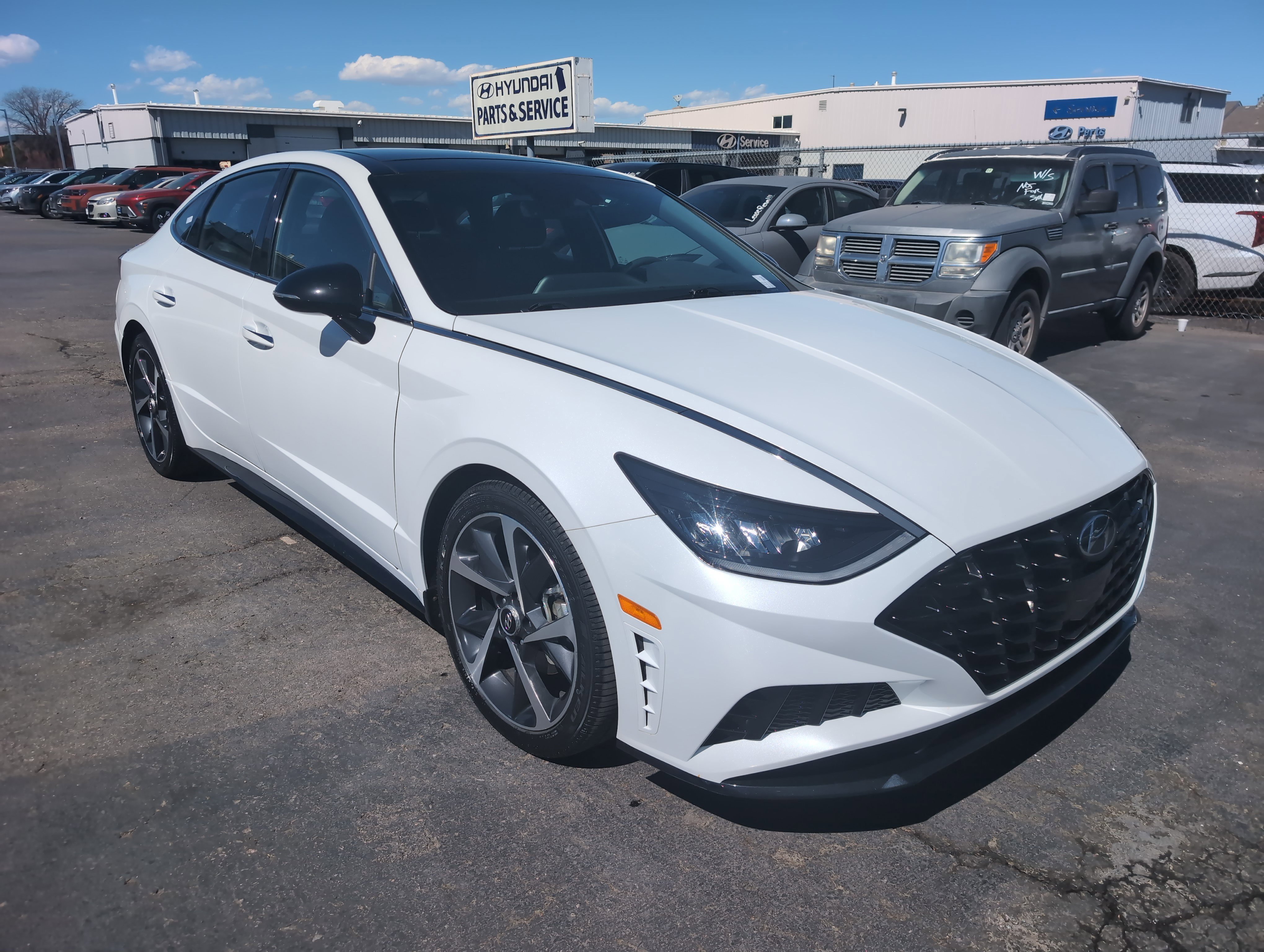 Used 2021 Hyundai Sonata SEL Plus w/ Tech Package image 9
