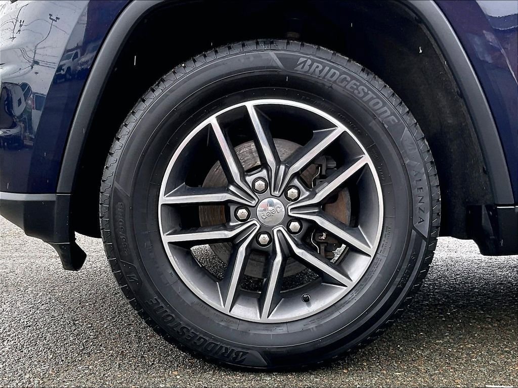 Used 2018 Jeep Grand Cherokee Limited AWD/4WD image 7