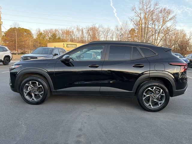 Used 2024 Chevrolet Trax LT image 6