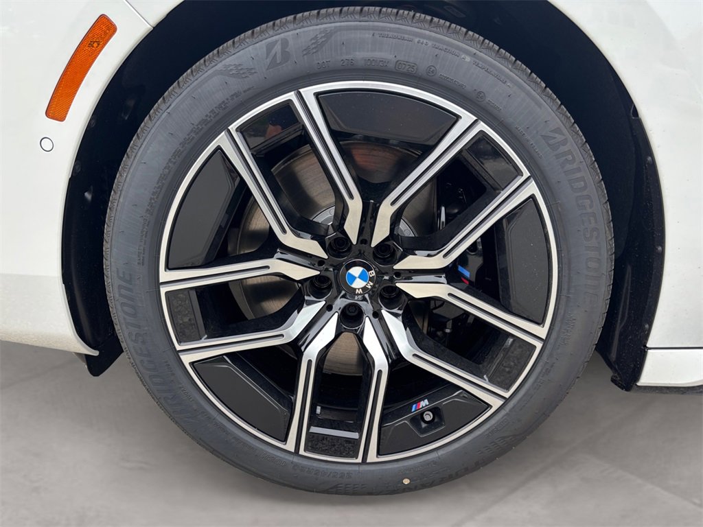 New 2025 BMW 760i xDrive image 14