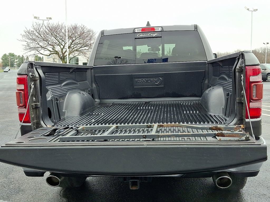 Used 2019 RAM 1500 Laramie AWD/4WD image 30