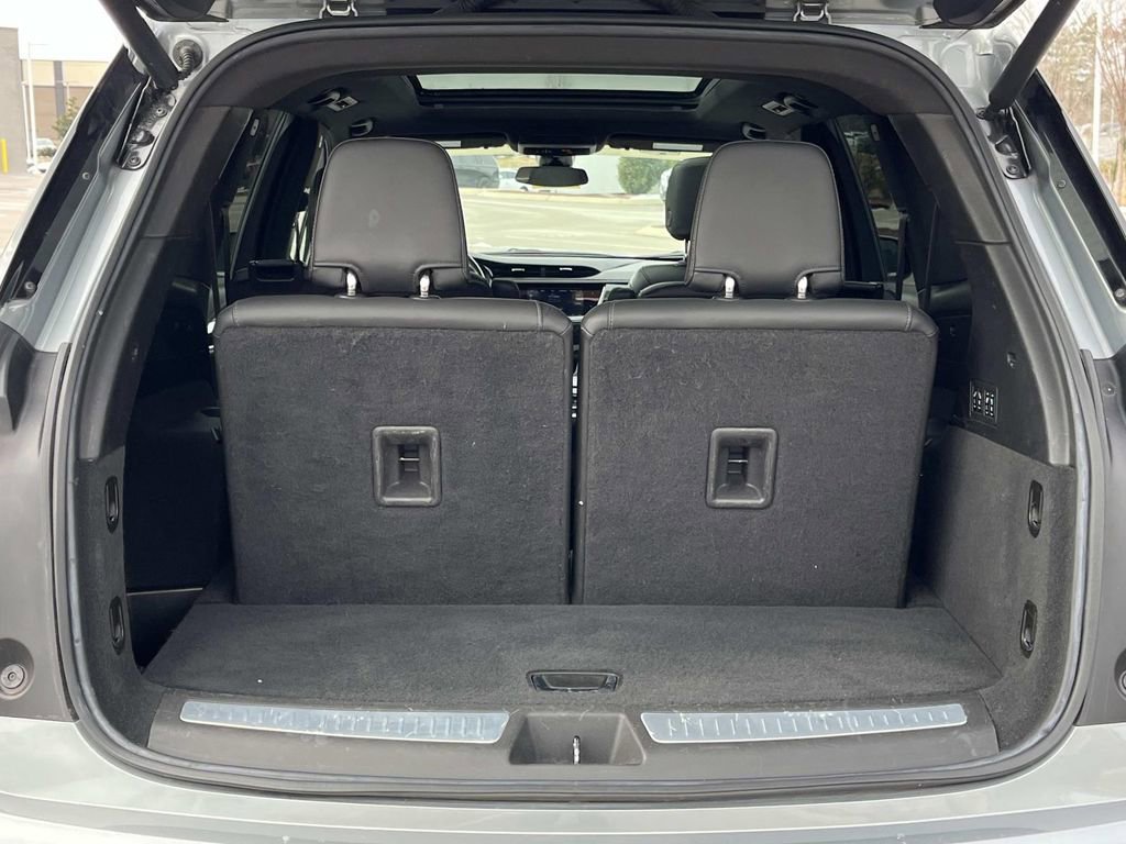 Certified 2023 Cadillac XT6 Premium Luxury image 11