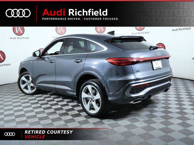 Used 2025 Audi Q5 Premium Plus w/ Premium Plus AWD/4WD image 7