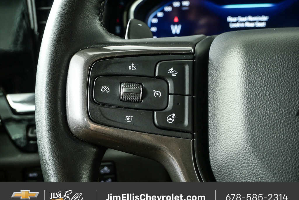 Used 2024 Chevrolet Silverado 1500 High Country w/ Technology Package AWD/4WD image 11