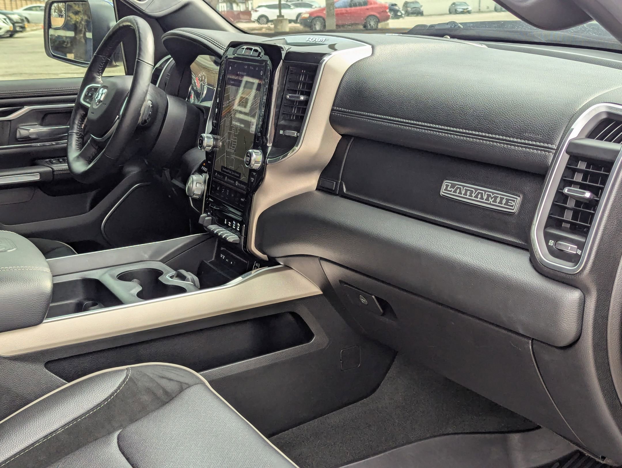 Used 2019 RAM 1500 Laramie image 29