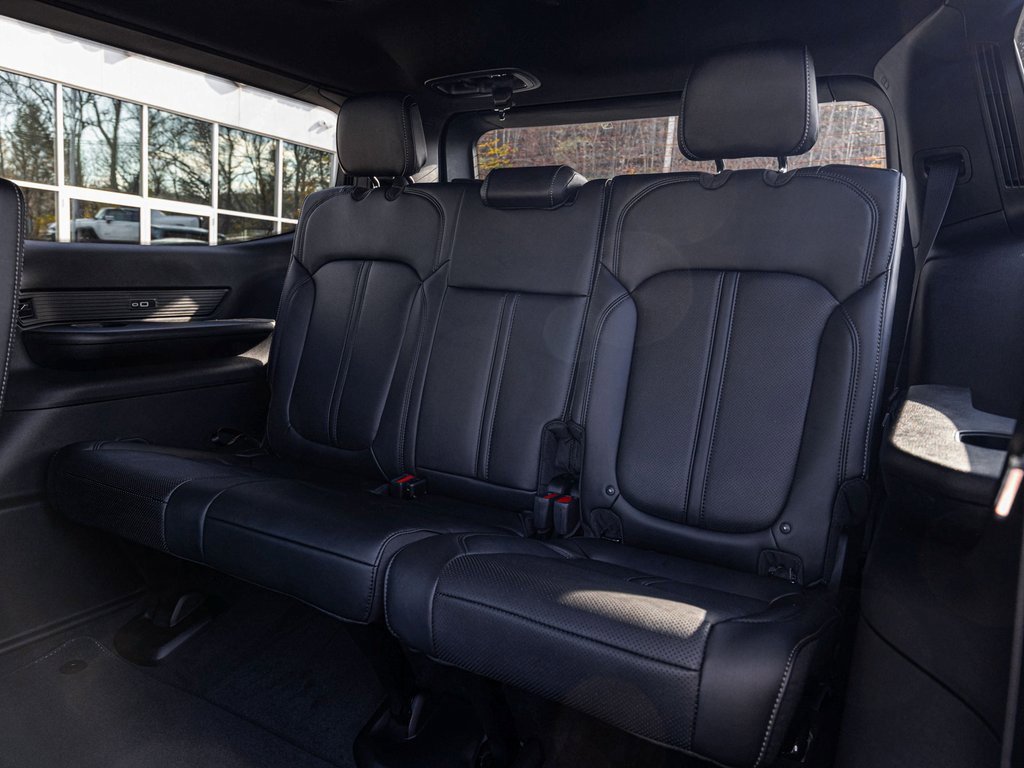 New 2025 Jeep Wagoneer Series II image 27