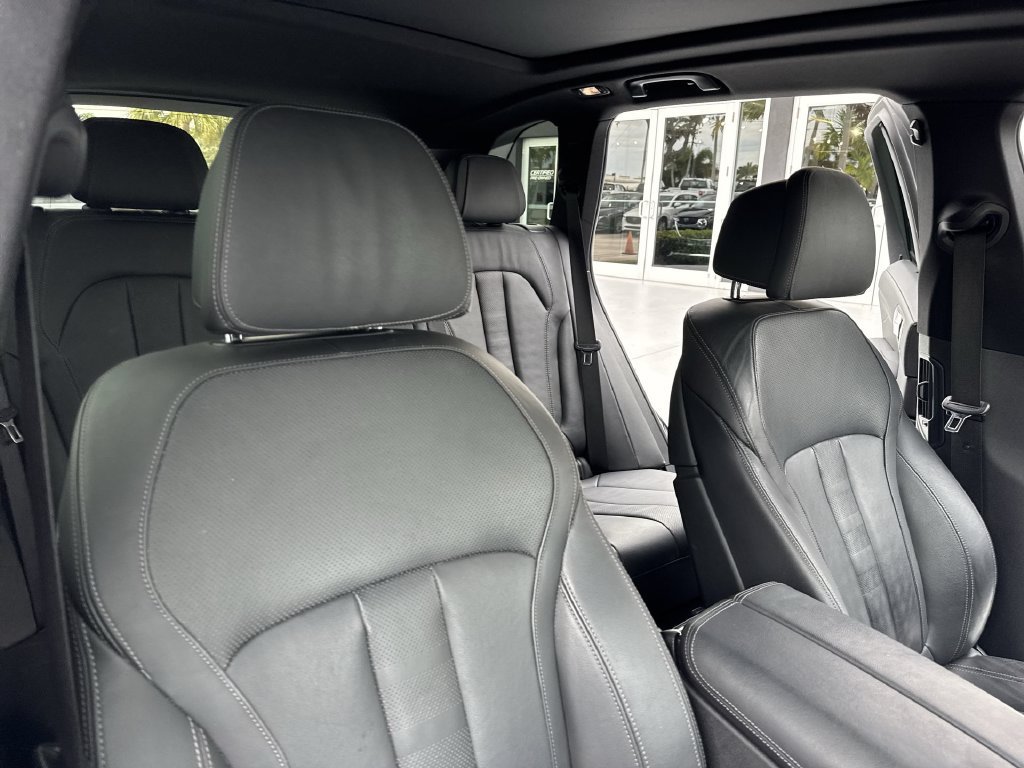 Used 2021 BMW X5 sDrive40i w/ Premium Package RWD image 46