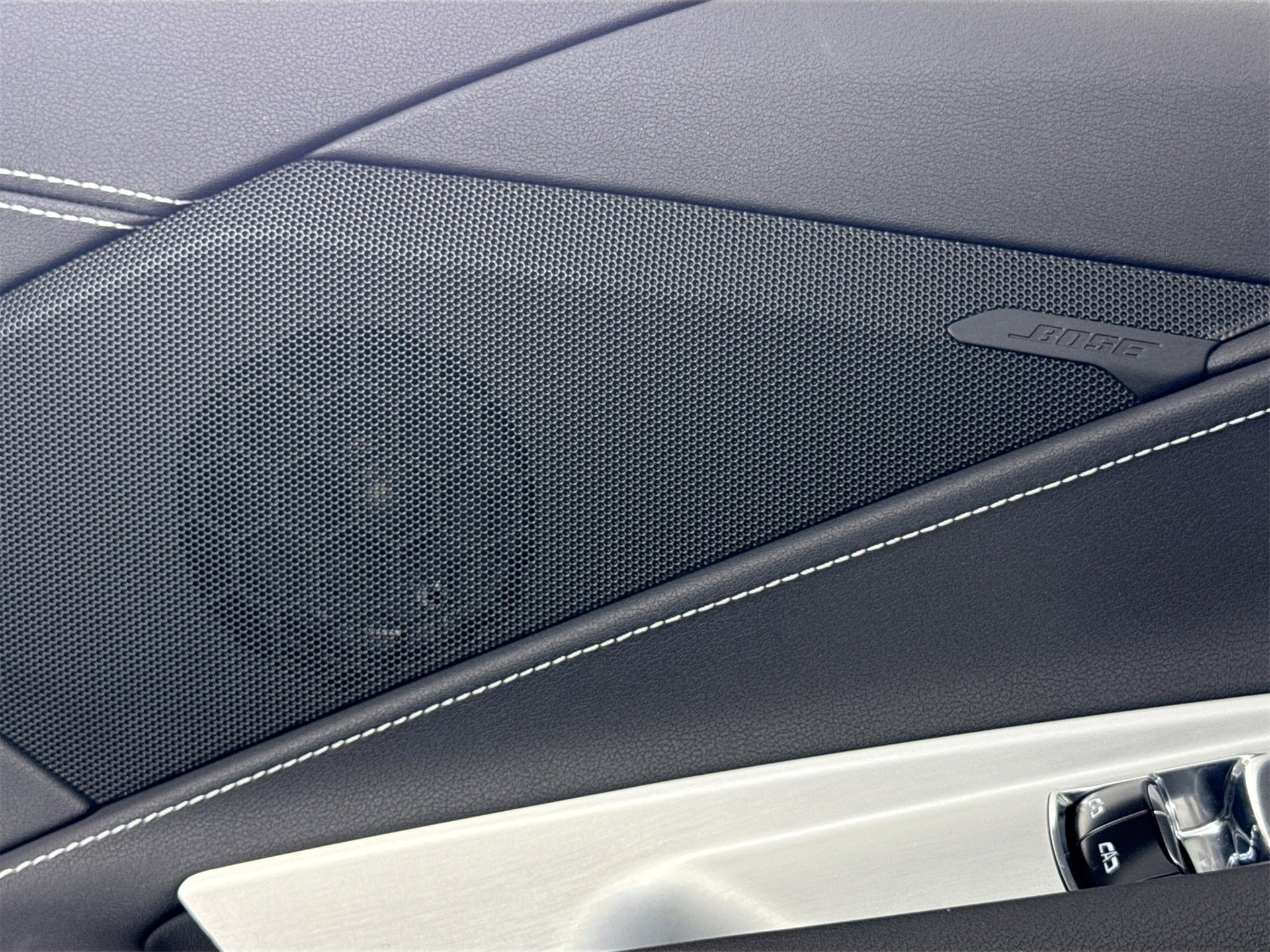 Used 2022 Chevrolet Corvette Stingray Coupe w/ 1LT image 17