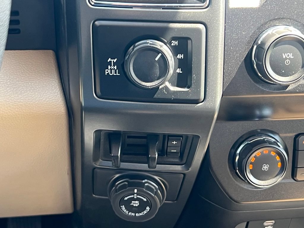 Used 2021 Ford F350 XLT AWD/4WD image 25
